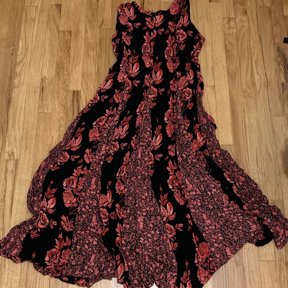 Floral Black and Red Maxi Dress